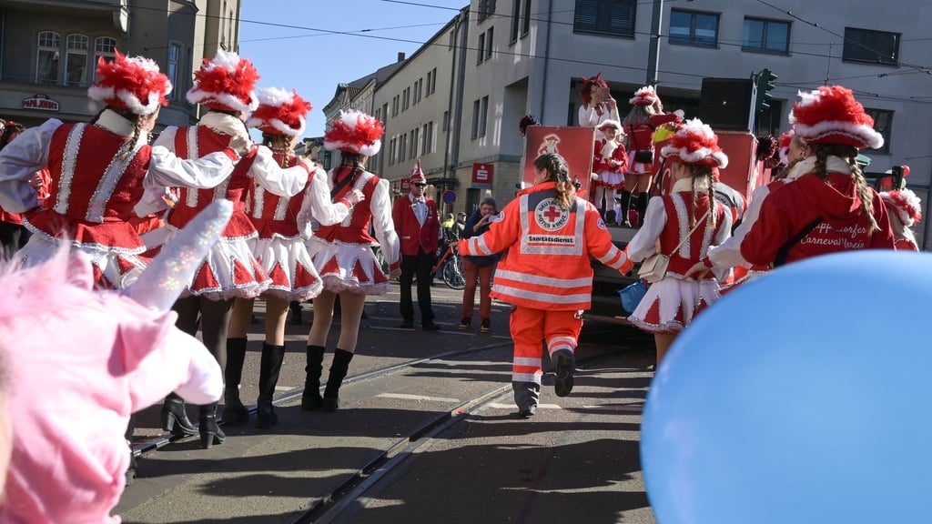 In den kommenden Tagen finden wieder die Karnevalsumzüge statt. (Archivbild)