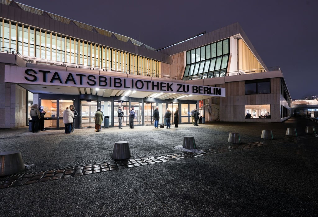 Die Staatsbibliothek in Berlin-Tiergarten gilt als Architekturikone.