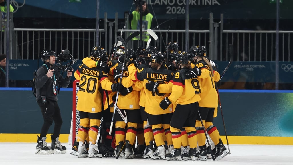 Für die deutschen Frauen geht es am Samstag gegen Kanada weiter