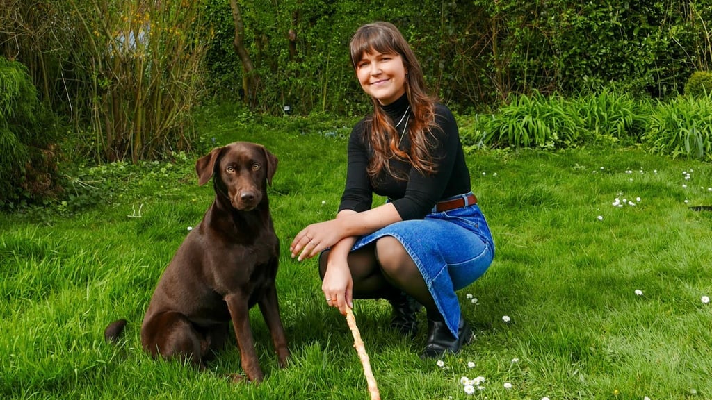 Die Psychologin Yana Bender forscht an der Universität Jena zu Beziehungen zwischen Hunden und Menschen.