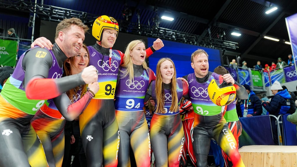 Ministerpräsident Voigt gratuliert zum olympischen Gold der Rodler in der Teamstaffel.