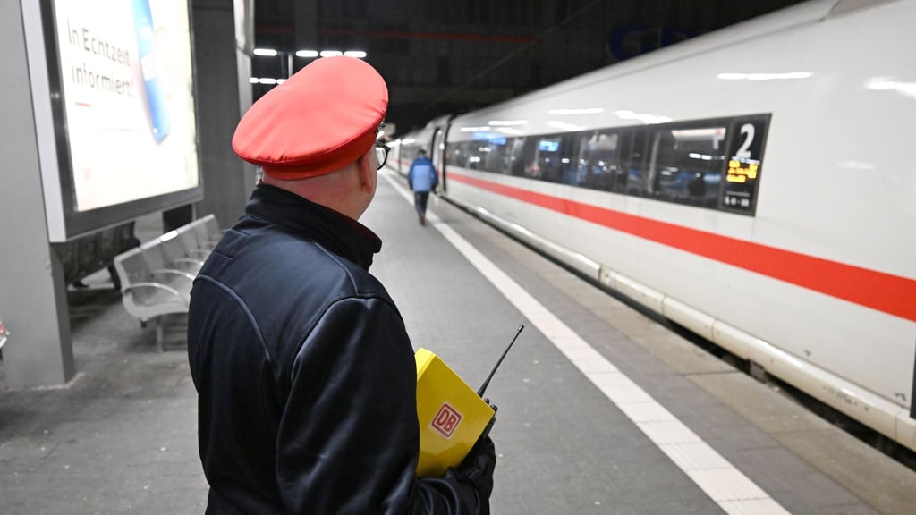 Über die konkreten Inhalte des Verhandlungsstands wollten sich die Tarifparteien nicht äußern. (Symbolbild)