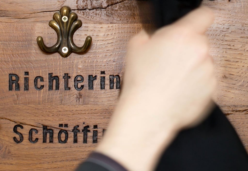 Listen mit vorgeschlagenen Schöffen landeten irrtümlich im Netz. (Symbolbild)