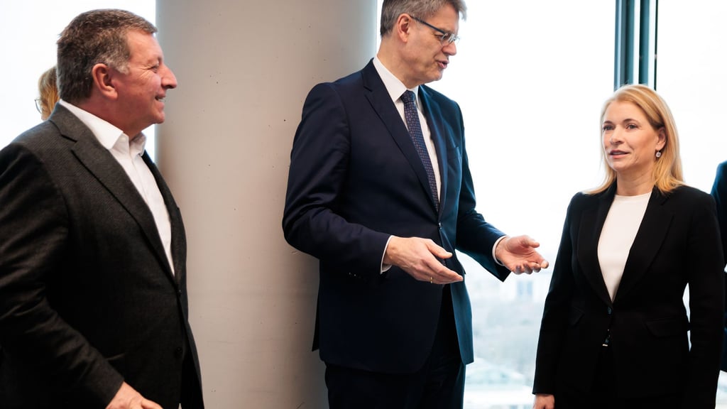 Bahnchefin Evelyn Palla lud zum Sicherheitsgipfel nach Berlin.