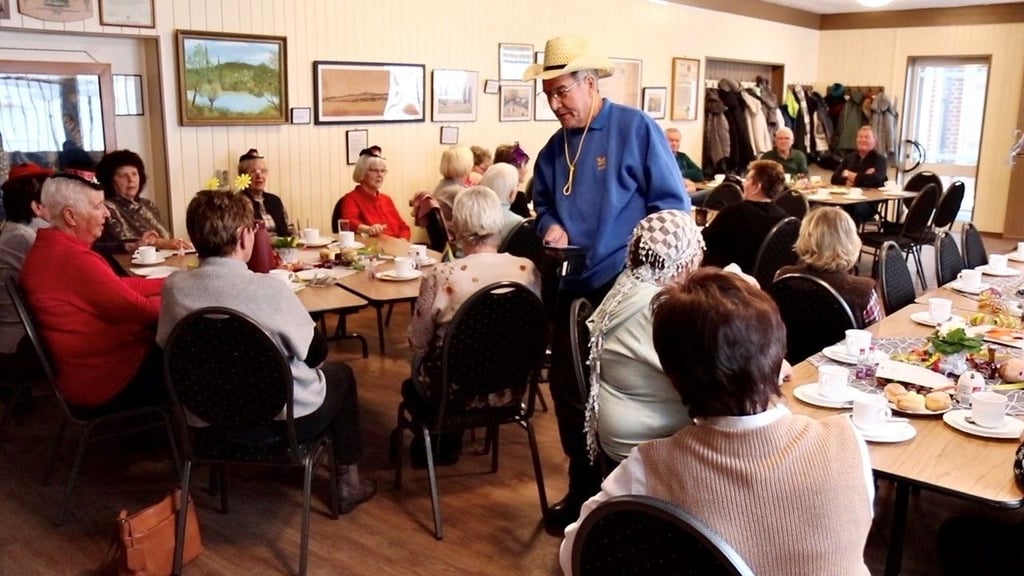 Hansi Preiß in Aktion beim jüngsten Seniorentreff des Dingelstedter Heimatvereins.