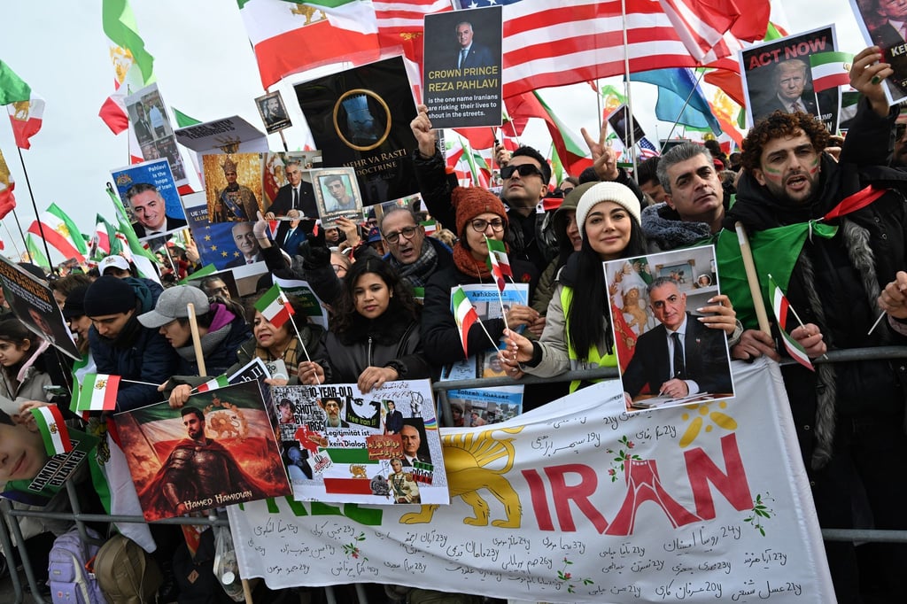 Tausende demonstrierten in München gegen die politische Führung im Iran.