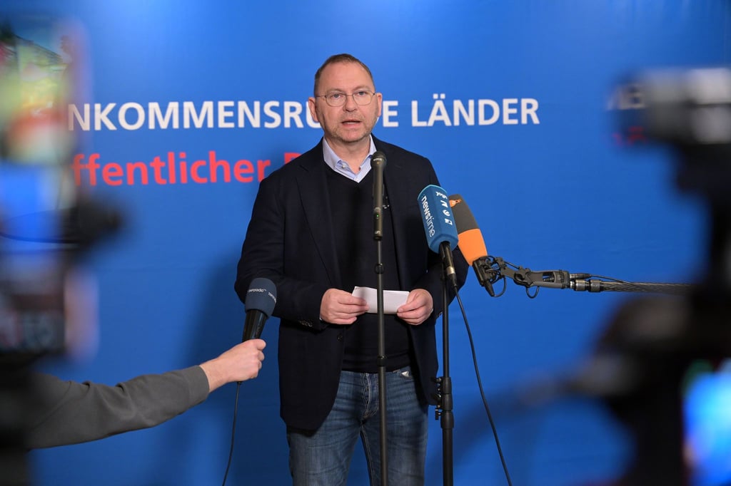 Werneke verkündet die Einigung.