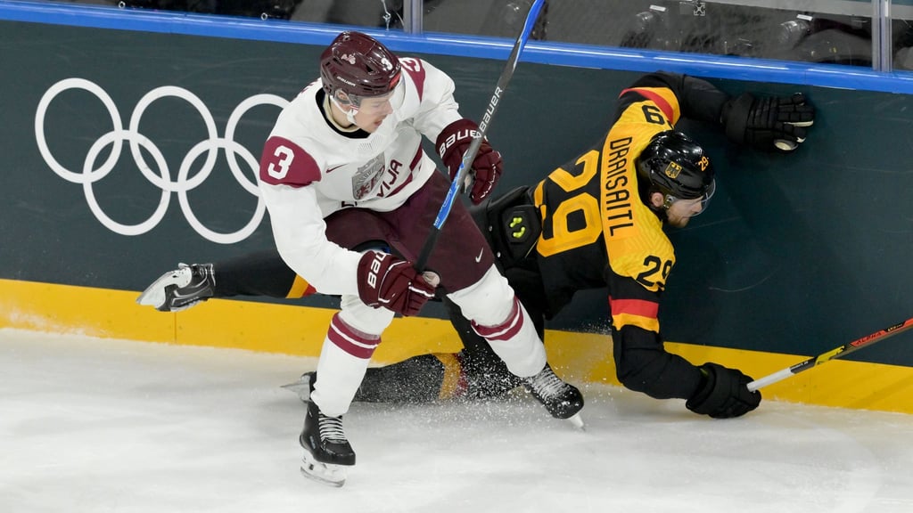 Reinfall für Leon Draisaitl und Co.: Gegen Lettland setzt es die erste Niederlage bei Olympia.