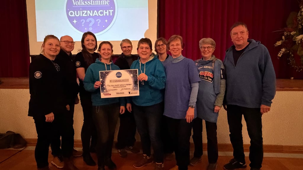 Die Truppe vom PSV Anhalt Zerbst bekam die 200 Euro für den 3. Platz.