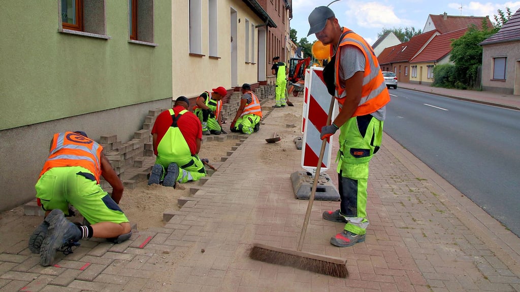 Die Verlegung der Glasfaserkabel in der Stadt ist weitgehend abgeschlossen. 