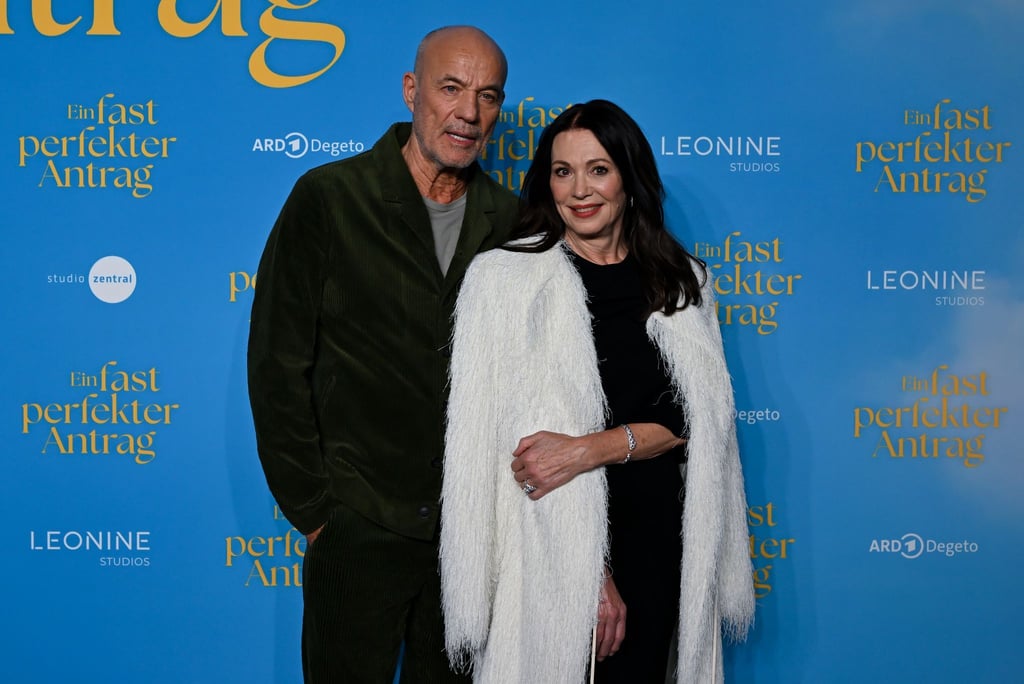 Iris Berben (r) und Heiner Lauterbach spielen zum ersten Mal ein Liebespaar. (Archivbild)