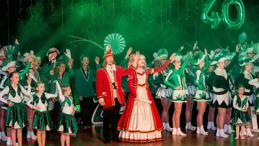 Stimmung und ein buntes Programm mit allem, was dazugehört: Der ZCV feiert. 