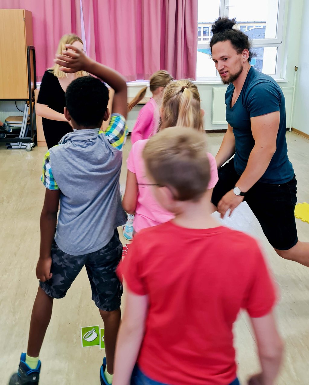 Elmar Kühn kann sich noch gut erinnern, dass er nach seinen ersten Versuchen im Beatboxen sogar Muskelkater im Mund hatte.