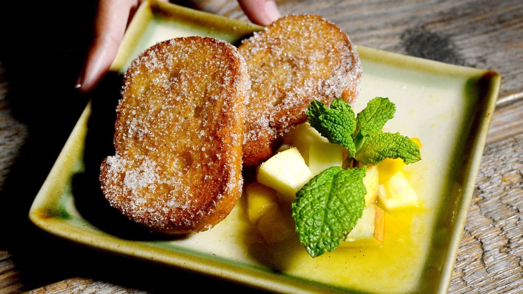 Altbackenes Brot lässt sich wunderbar verarbeiten, zum Beispiel zu Armen Rittern.