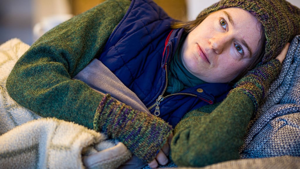 Seit der Impfung gegen das Coronavirus leidet Elisabeth Schneider an der Multisystemerkrankung ME/CFS.