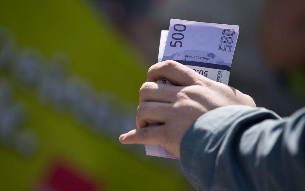 Realistische Optik: Spiel- und Filmgeld kann trotz Kennzeichnung im Alltag für echtes Geld gehalten werden.