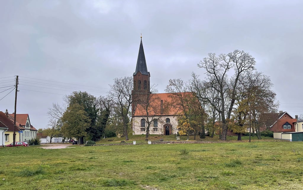 Im Umfeld der Kirche Osternienburg könnte eine sogenannte „neue Mitte“ entstehen – als Zentrum des Ortes. 