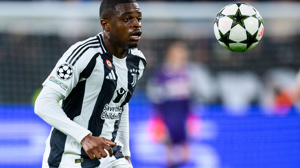 Ein Platzverweis für Juve-Spieler Pierre Kalulu sorgte in Italien für Ärger. (Archivbild)