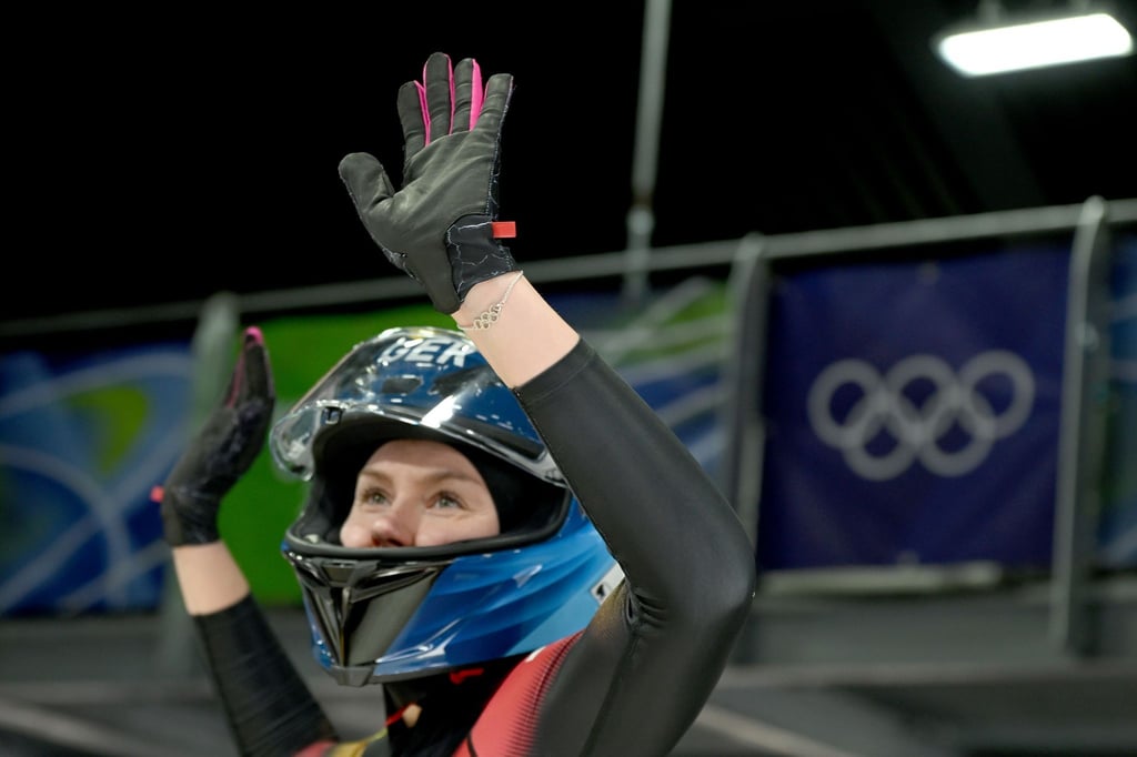 Laura Nolte führt vor dem Finallauf im Monobob.