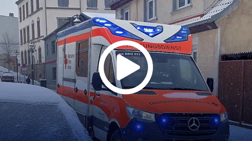 Vom Rettungsdienst wurde der Schüler versorgt. 