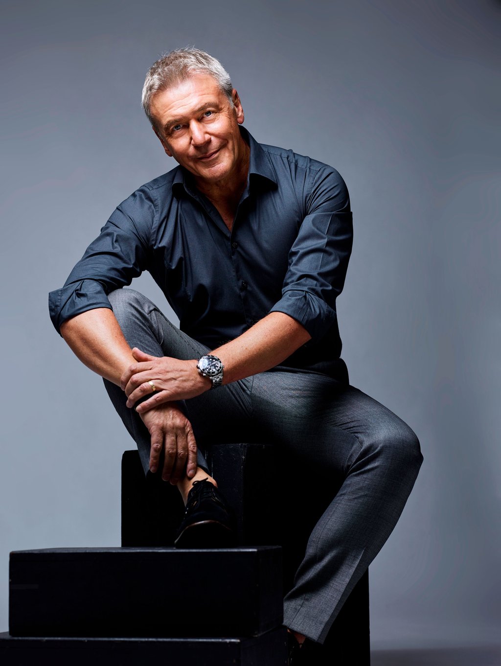 Bestsellerautor Arno Strobel stellt den ersten Teil seiner neuen Thriller-Serie „Ungelöst“ auf seinem Weg zur Leipziger Buchmesse in Zerbst vor.