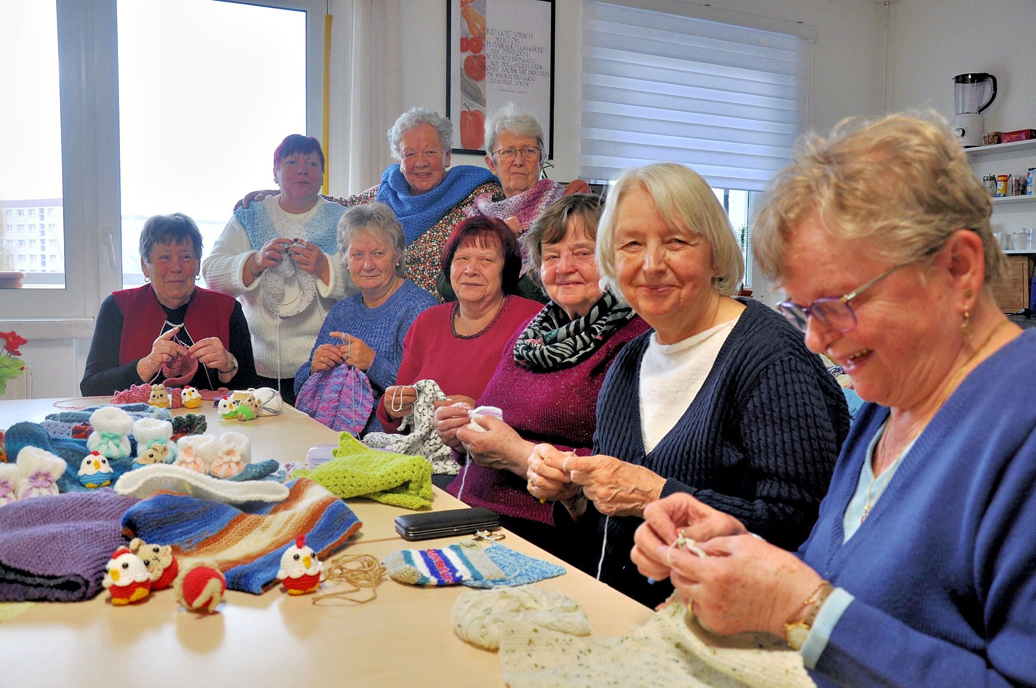 Mehr als ein Hobby: Frauen stricken in Stendal für den guten Zweck