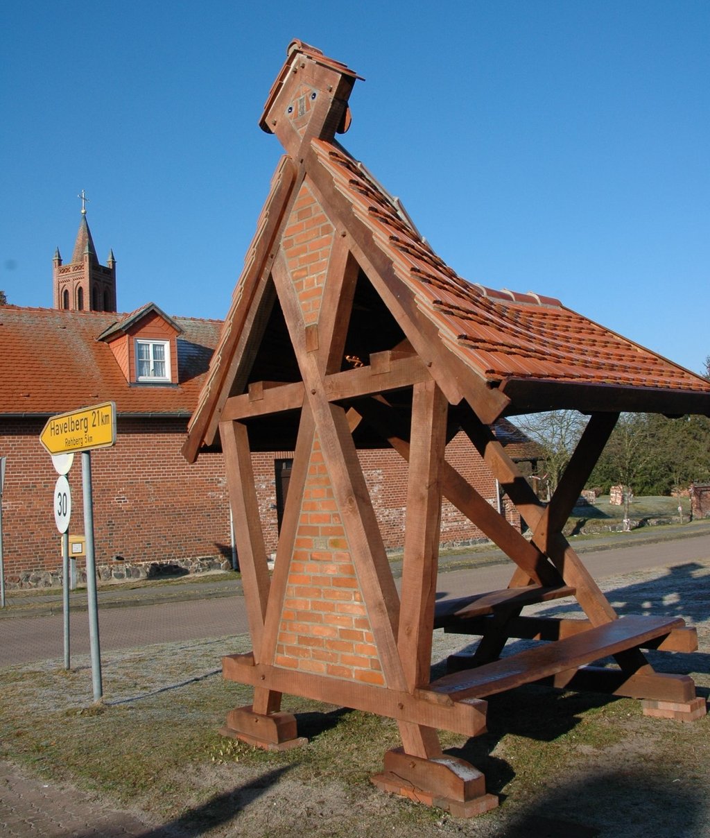 Die Wegmarke steht in Molkenberg.