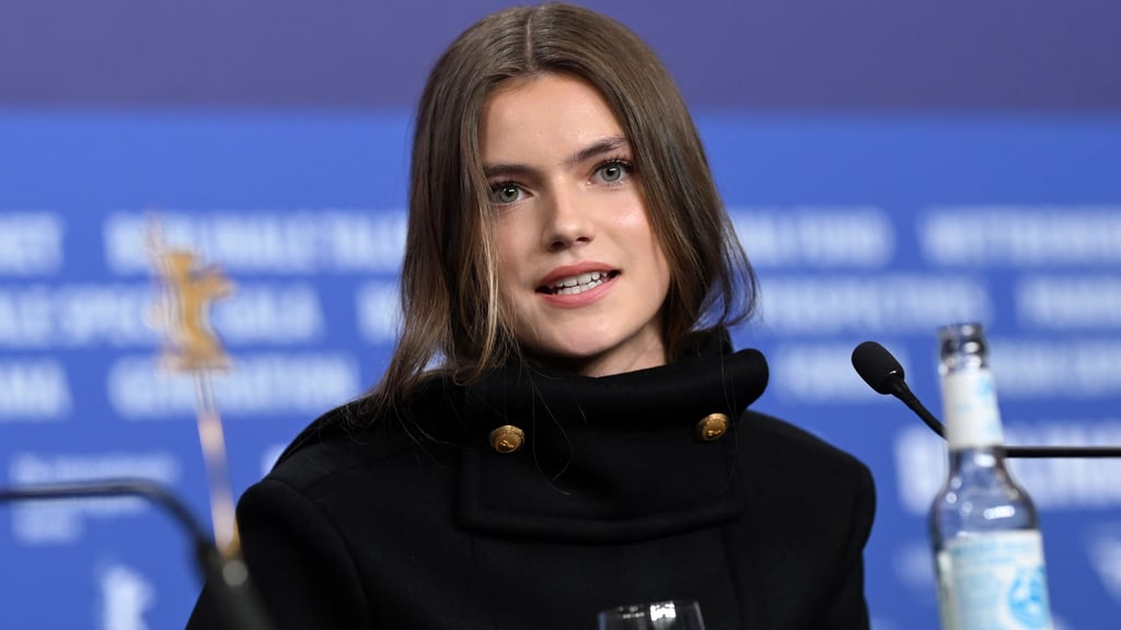 Bekannt aus Bridgerton: Florence Hunt.