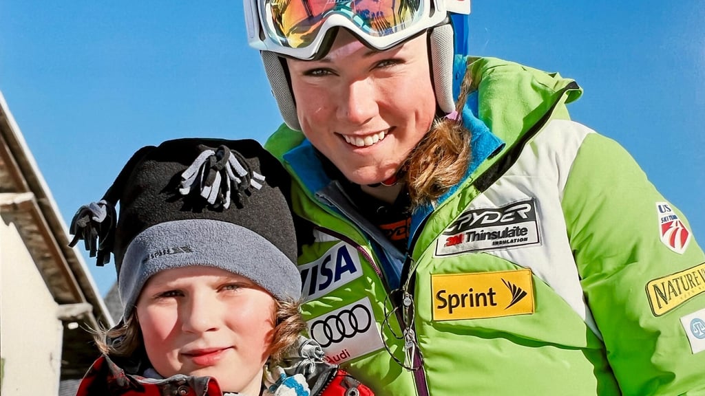 Len Bioly und die zweifache Goldmedaillengewinnerin der Olympischen Spiele in Sotschi (2014) und Pyeongchang (2018), Mikaela Shiffrin. Das Foto entstand 2013 in Pozza di Fassa (Italien).