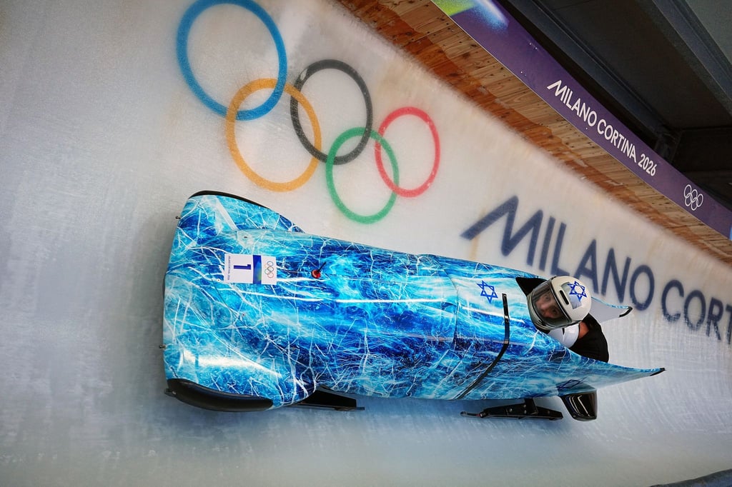 Bob-Pilot Adam Edelmann reagiert gelassen auf einen TV-Kommentar aus der Schweiz.