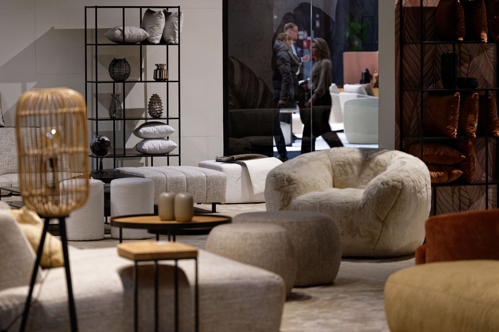 Während der Corona-Pandemie kauften viele Menschen Möbel, jetzt ist der Bedarf vielfach erst einmal gedeckt. (Archivbild)