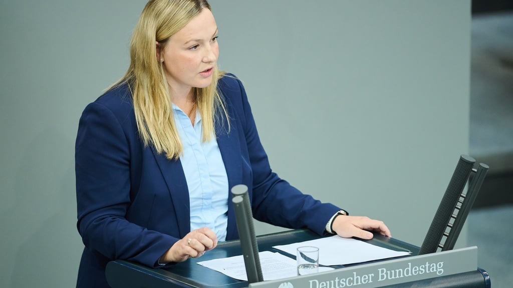 Seit 2025 gehört Vivian Tauschwitz dem Bundestag an und ist Mitglied im Verteidigungsausschuss. (Archivbild)