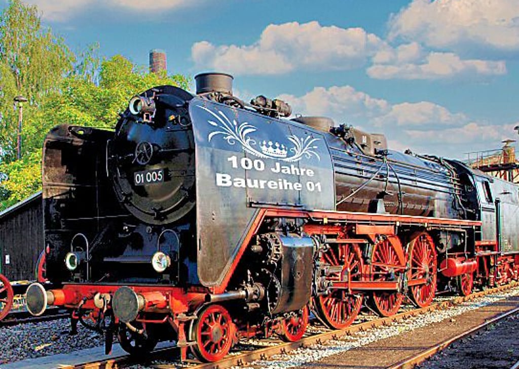 Das große Jubiläum der 01-er Baureihe wird zum Frühlingsfest der Staßfurter Eisenbahnfreunde Ende März besonders gefeiert.