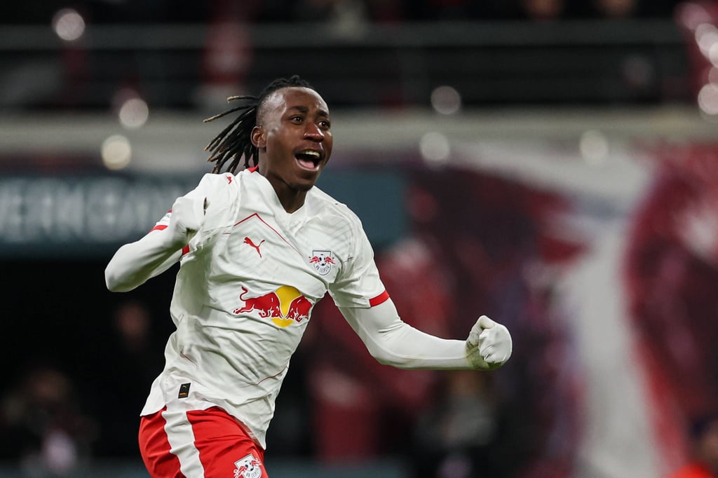 Yan Diomande jubelt bei RB Leipzig.
