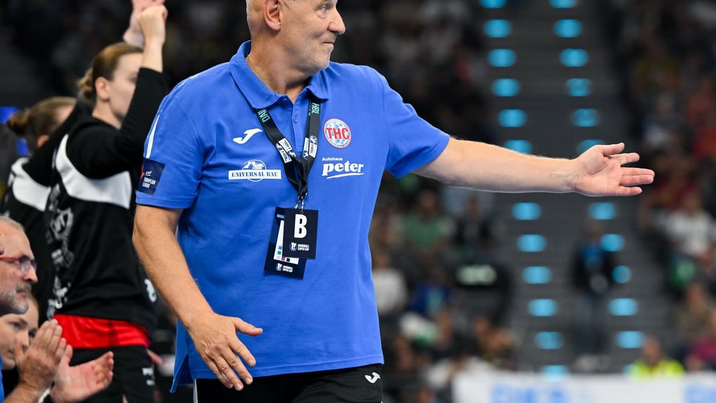 Trainer Herbert Müller sah eine klare Niederlage der Handballerinnen des Thüringer HC im Bundesligaspiel gegen Borussia Dortmund.