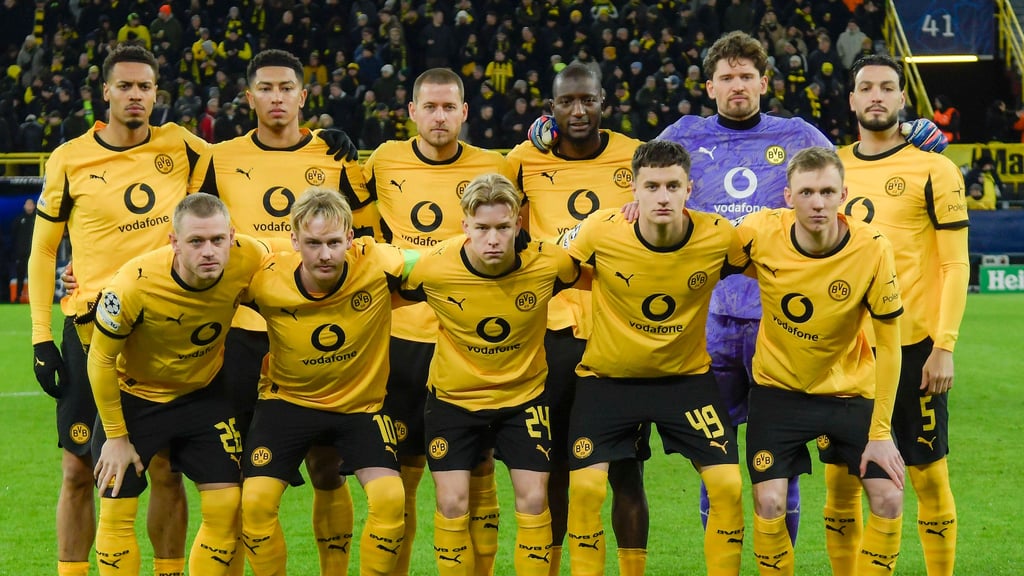 Die BVB-Startelf gegen Bergamo.