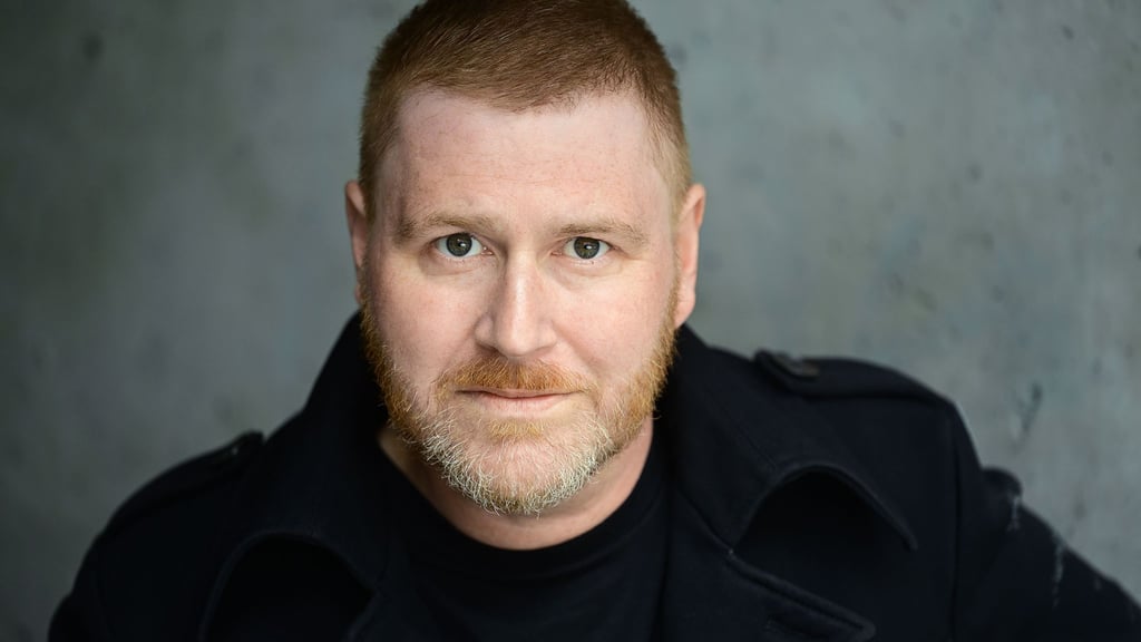 Der Schauspieler ist im Alter von 43 Jahren gestorben. Bekannt war er aus der Serie „Die Landarztpraxis“.