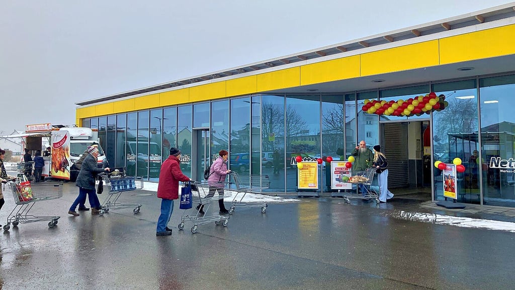 Die Netto-Filiale im Gräfenhainichener Nachtigallenweg ist nach einer Woche Schließzeit wieder geöffnet.