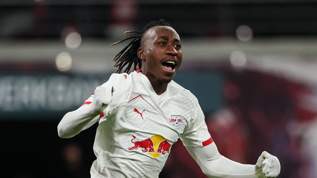 Yan Diomande nach seinem Tor gegen den VfL Wolfsburg.