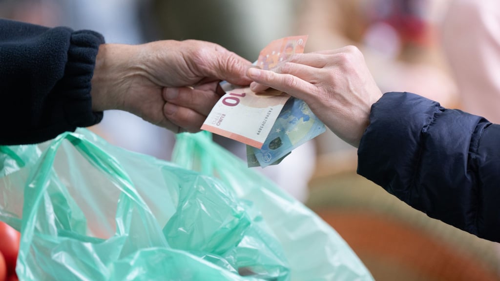 Sachsen gehört seit 2020 zu den Ländern mit besonders hoher Inflation. (Symbolbild)