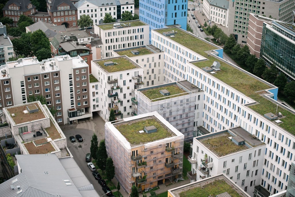 Eigenbedarfskündigung bekommen? Wenn Ihnen die Miete anderer Vergleichsobjekte unzumutbar ist, kann ein Härtefall vorliegen.