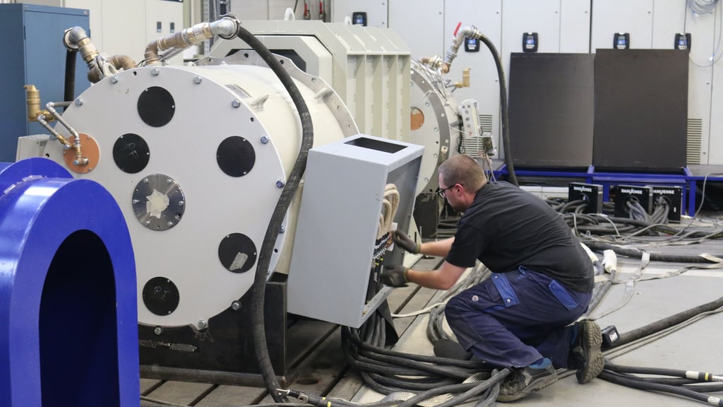 Ramme stellt elektrische Motoren für die Schifffahrt her.