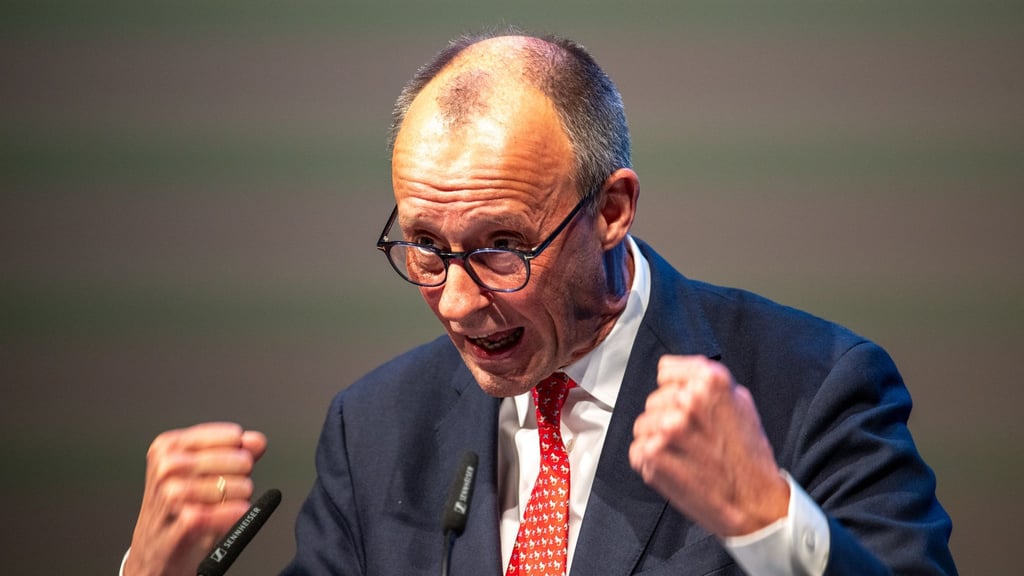 Beim Politischen Aschermittwoch in Trier gab sich Merz kämpferisch.