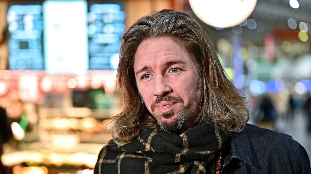 Der Sohn von Dschungelkönig Gil Ofarim wurde auf die Schlagzeilen aufmerksam.