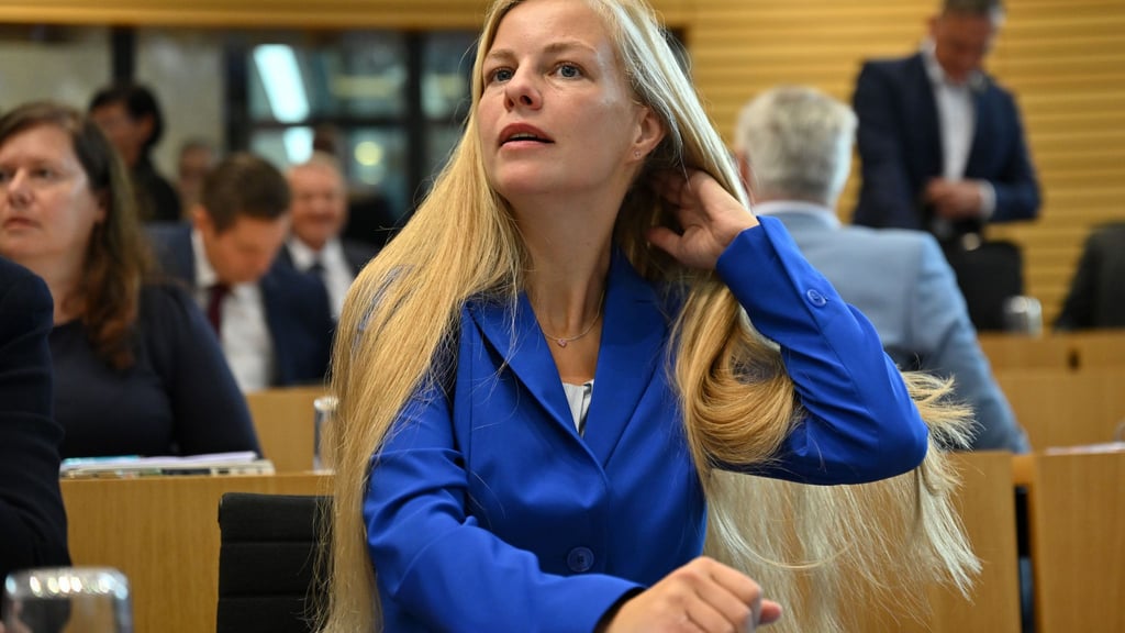 Der Mann der Thüringer AfD-Abgeordneten Wiebke Muhsal arbeitet bei einem AfD-Bundestagsabgeordneten. (Archivbild)