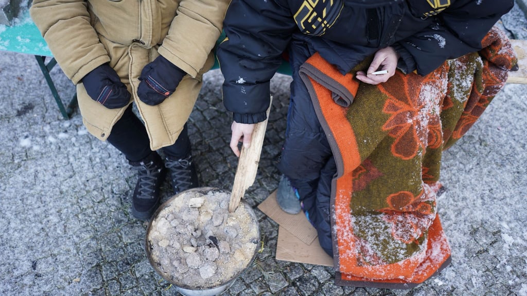 Etwa zwei Dutzend Kältetote wurden 2023 und 2024 in Thüringen gezählt, Zahlen für 2025 liegen noch nicht vor (Symbolbild)