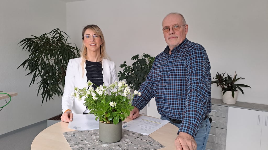 Zusammenarbeit statt Konkurrenz: Thomas Schreiber und Isabell Albrecht repräsentieren Elbingerodes Großvermieter.