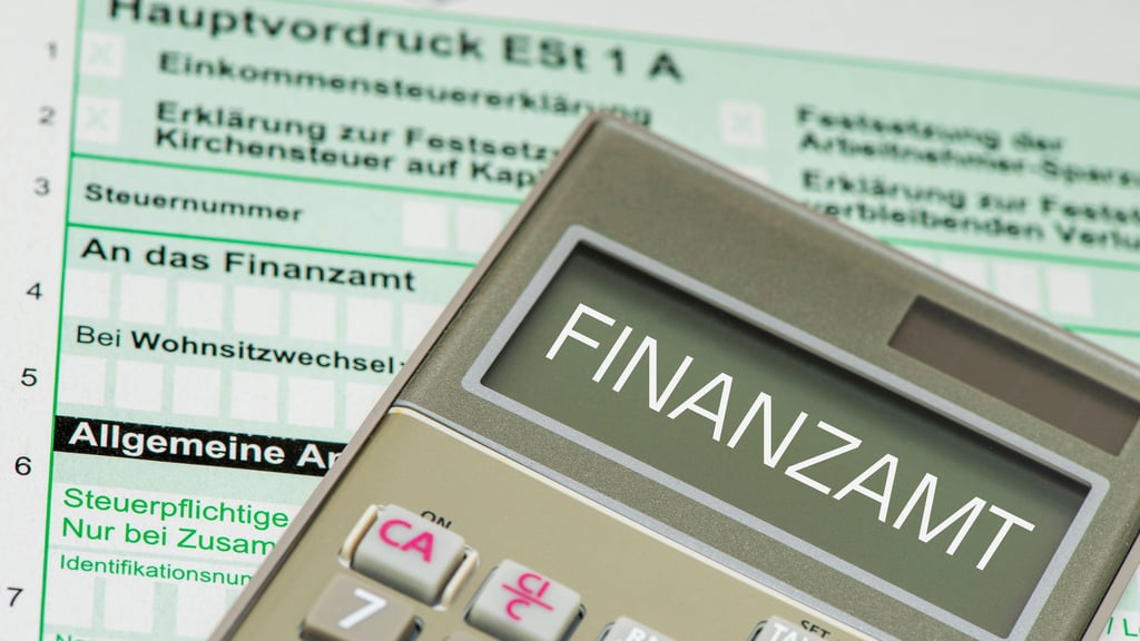 Die Finanzämter in Sachsen-Anhalt brauchten 2025 durchschnittlich 50,4 Tage, um Steuererklärungen zu bearbeiten.