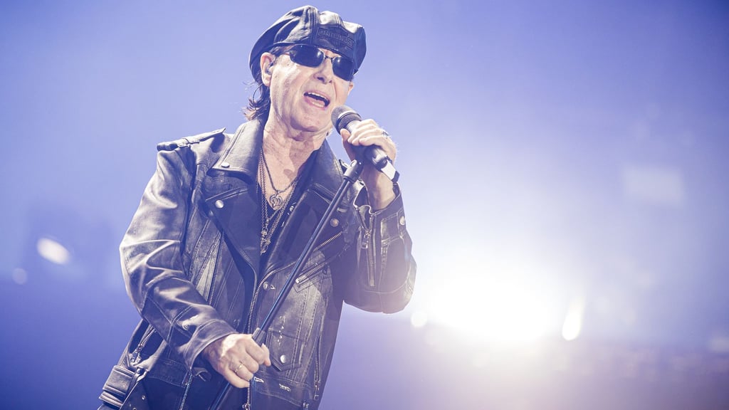 Klaus Meine von den Scorpions kommt als „Special Guest“ zu „Sing meinen Song“. (Archivbild)