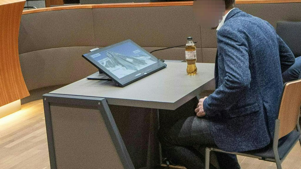 Der angeklagte Freund der Toten beteuerte seine Unschuld.